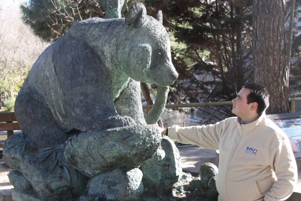 Zoo-Madrid-Pambassador-Jeroen-Jacobs-@-Chu-Lin-Monumento